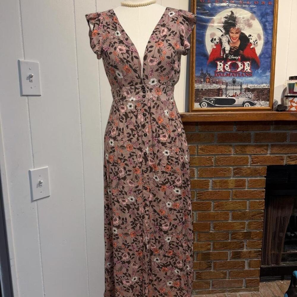 Maaji floral maxi dress with ruffle sleeves and button on the front size small